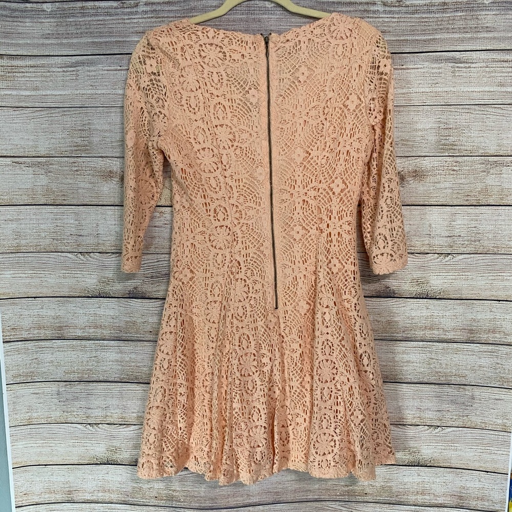 ⛱ XHILARATION LACE DRESS - Picture 4 of 5